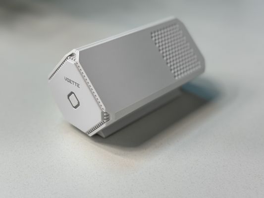 مطهر هواء سيارة بطارية طويلة الأمد مع 13 ساعة تشغيل مستمر وخيارات ألوان متعددة