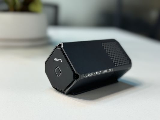 منظف هواء بسيارة هادئ للغاية مع عمر بطارية مطول