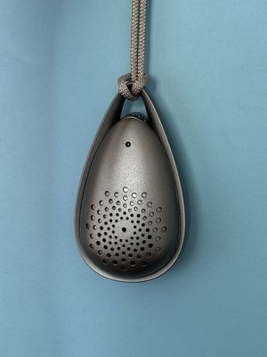 جهاز تنظيف الهواء القابل للارتداء يعمل بجهاز USB إزالة سريعة ومريحة للمواد الضارة